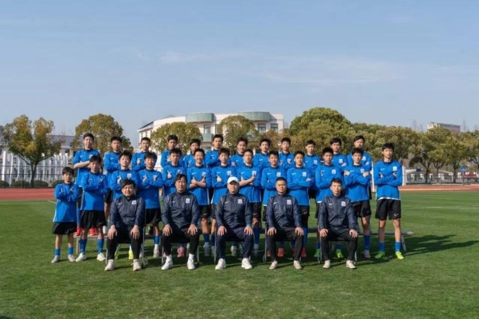 中國足球有希望上海申花兩連勝狂轟11球！浙江送法甲7冠王3連敗