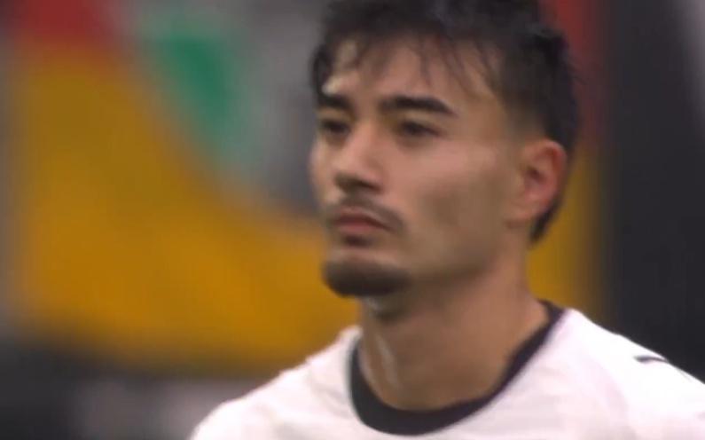 卡斯特羅普德甲首紅！迪亞斯險(xiǎn)被廢孔帕尼暴怒，門興4年最快紅牌