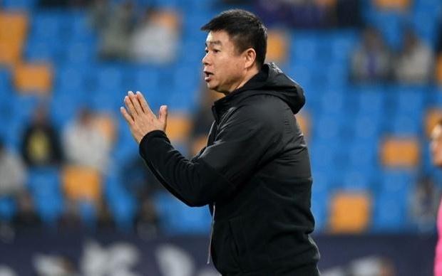 津門虎半場2球落后！媒體人集體不滿：極度糟糕，賽季最差半場
