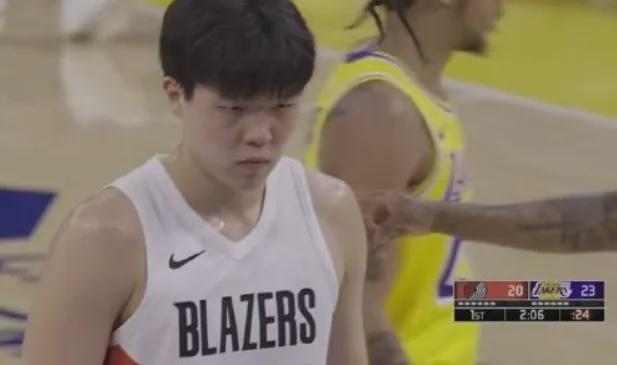 開拓者宣布！下放二陣防守中鋒！楊瀚森背靠背1+1+1