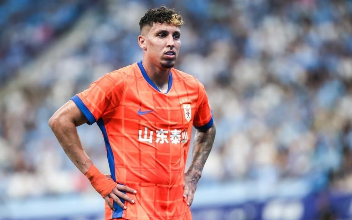 泰山和上港比賽前，應(yīng)該是球隊(duì)預(yù)算到了，球隊(duì)其實(shí)這個(gè)賽季算結(jié)束